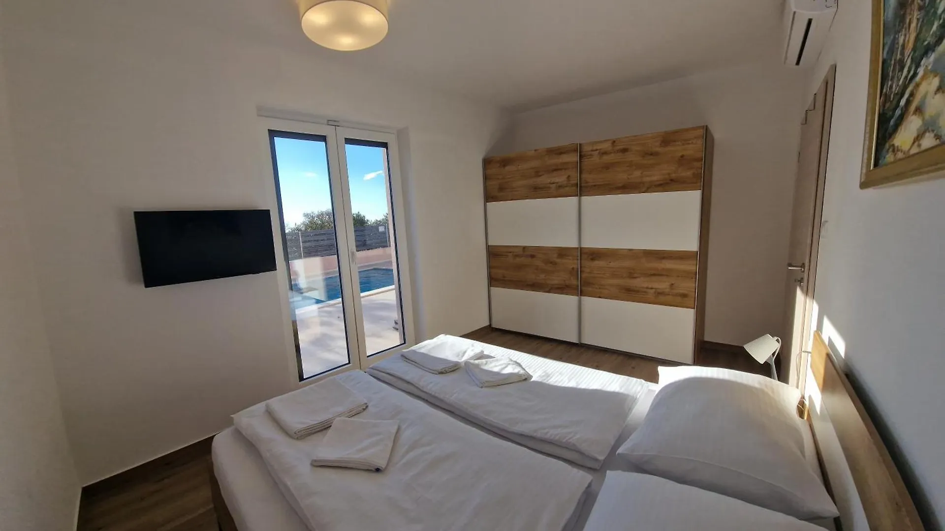 Villa Karizma - Sea View, Swimming Pool, Hot Tub, Brijuni, Fazana, Peroj
