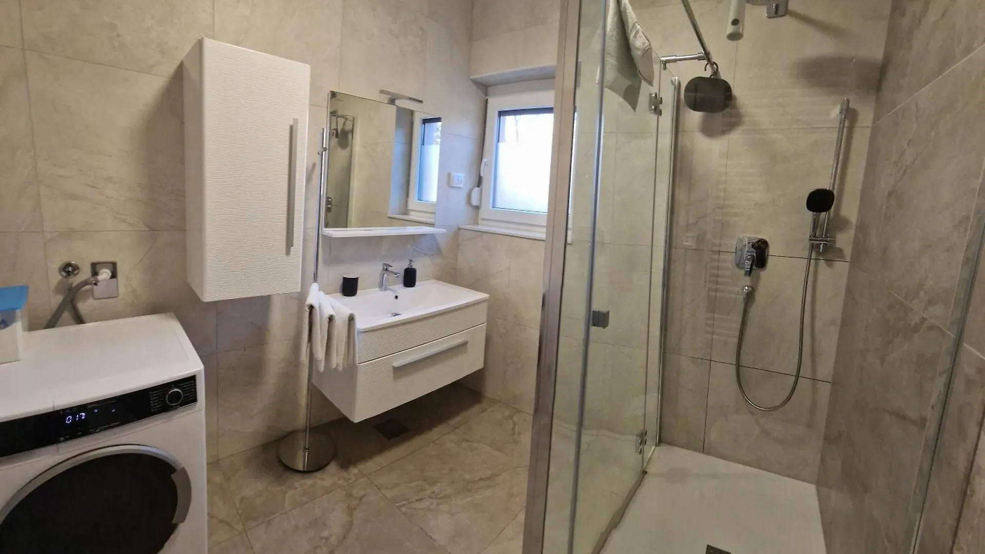 Villa Karizma - Sea View, Swimming Pool, Hot Tub, Brijuni, Fazana, Peroj 0*,  Croatia